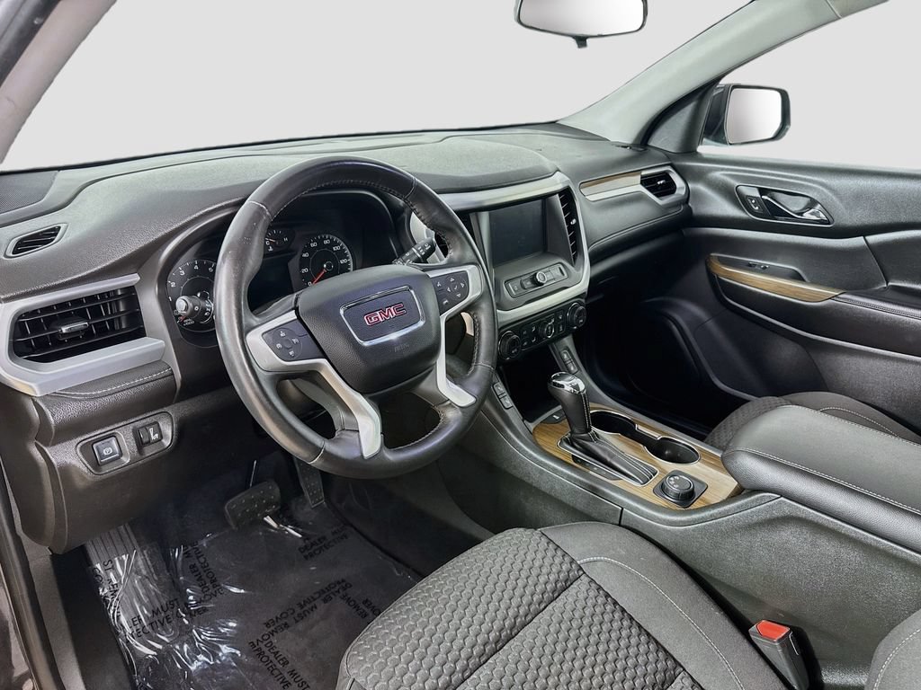 Used 2017 GMC Acadia SLE AWD/4WD image 10