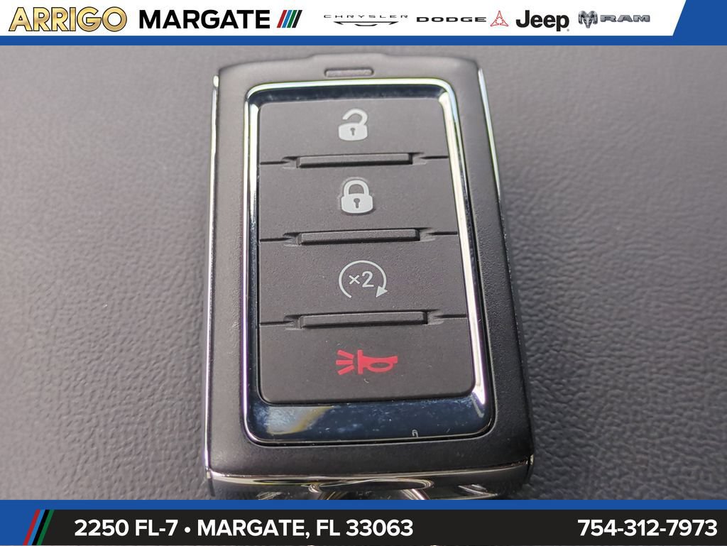 New 2026 Dodge Charger Scat Pack w/ Blacktop Package AWD/4WD image 29