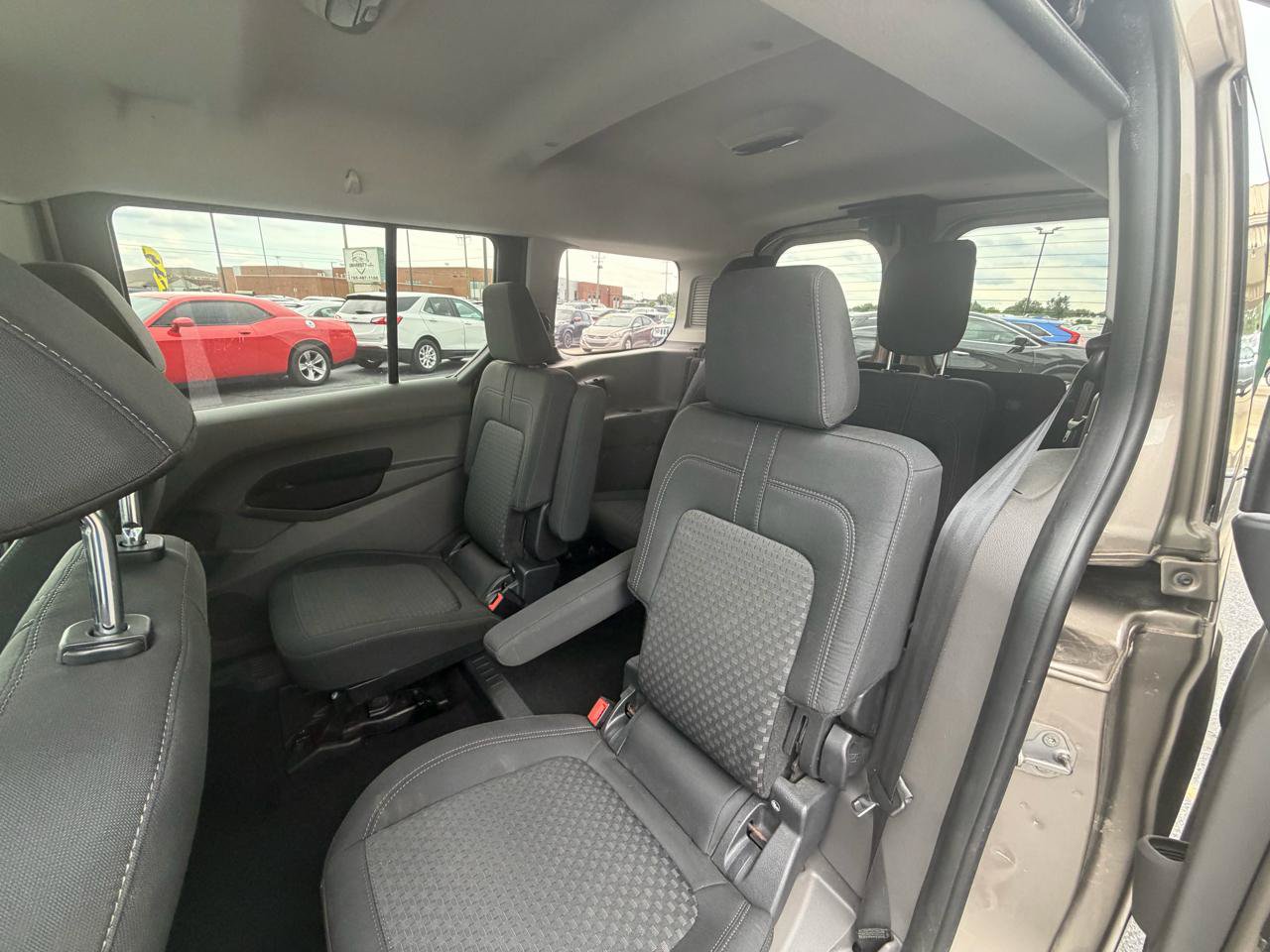 Used 2020 Ford Transit Connect XLT FWD image 11