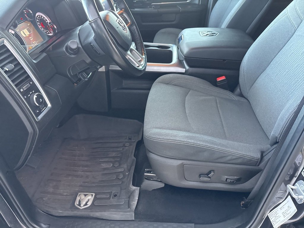 Used 2021 RAM 1500 Classic Warlock image 7