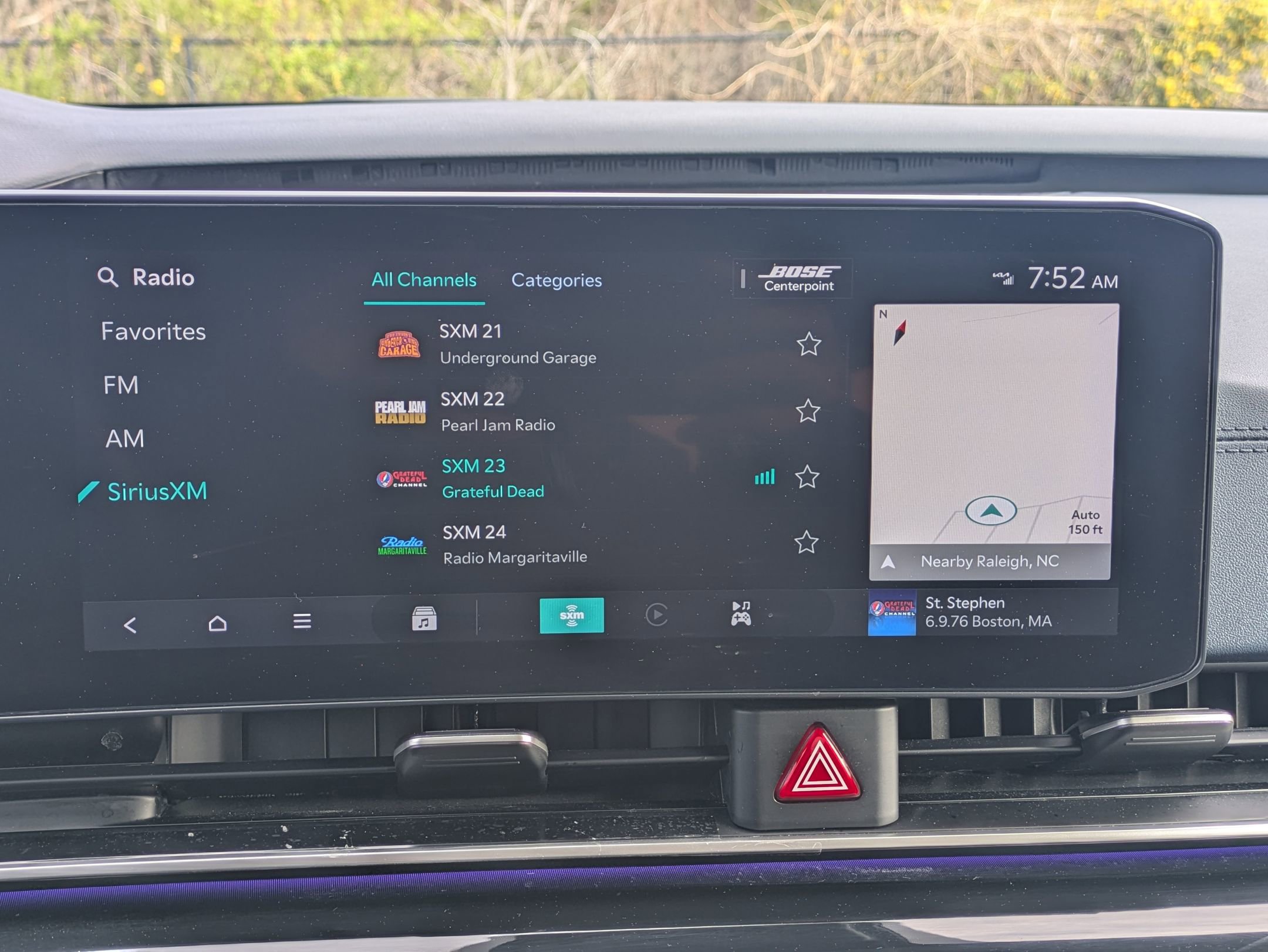 Used 2025 Kia Carnival SX Prestige image 12