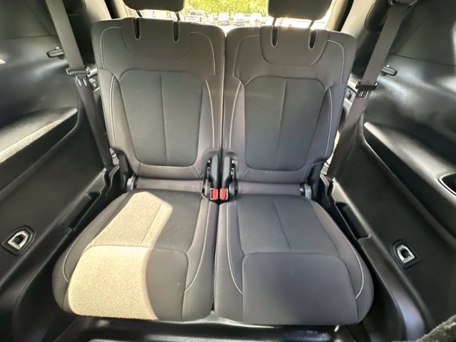Used 2024 Jeep Grand Cherokee L Laredo AWD/4WD image 29