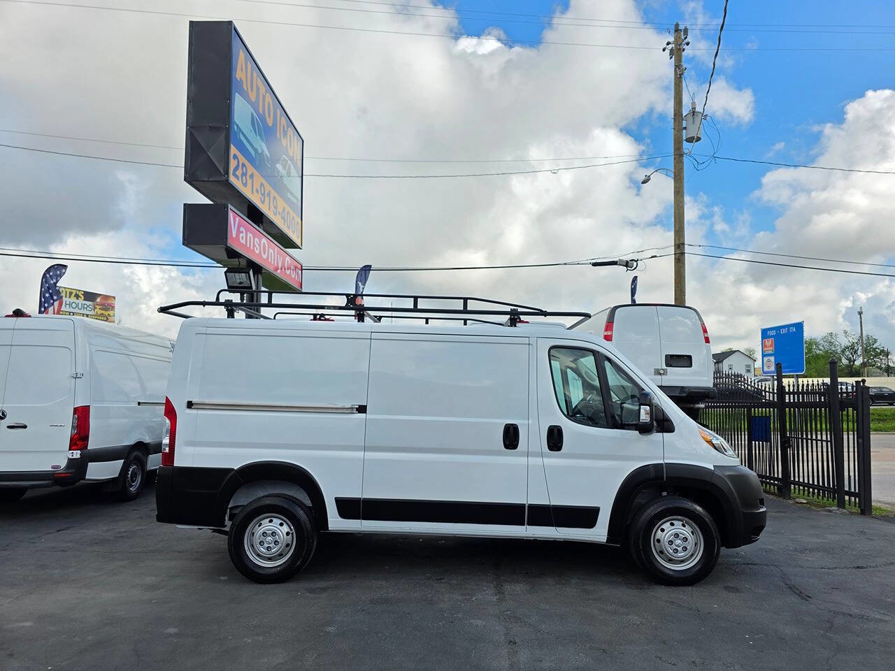 Used 2021 RAM ProMaster 1500 image 3