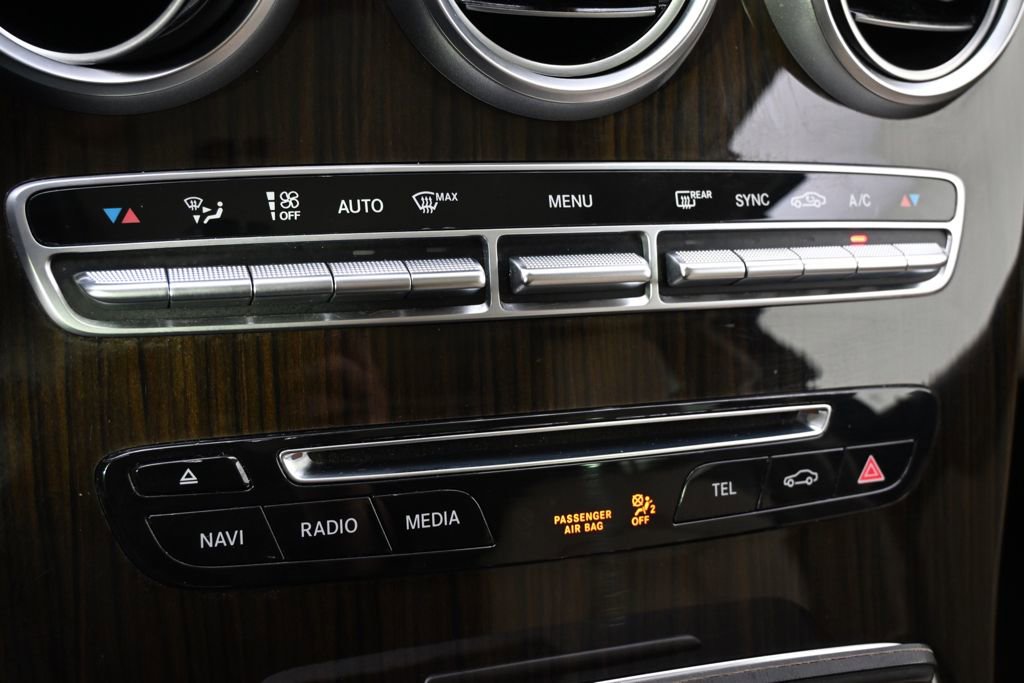 Used 2016 Mercedes-Benz GLC 300 4MATIC image 30