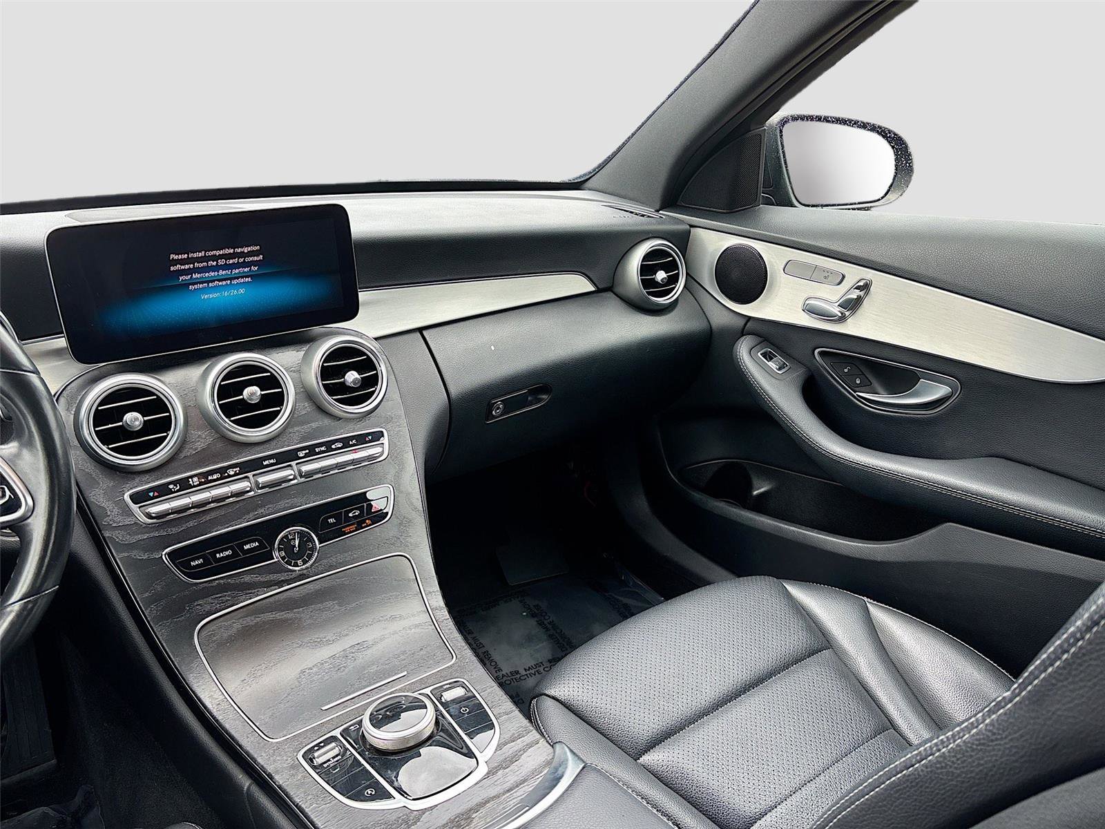 Used 2019 Mercedes-Benz C 300 4MATIC Sedan image 23