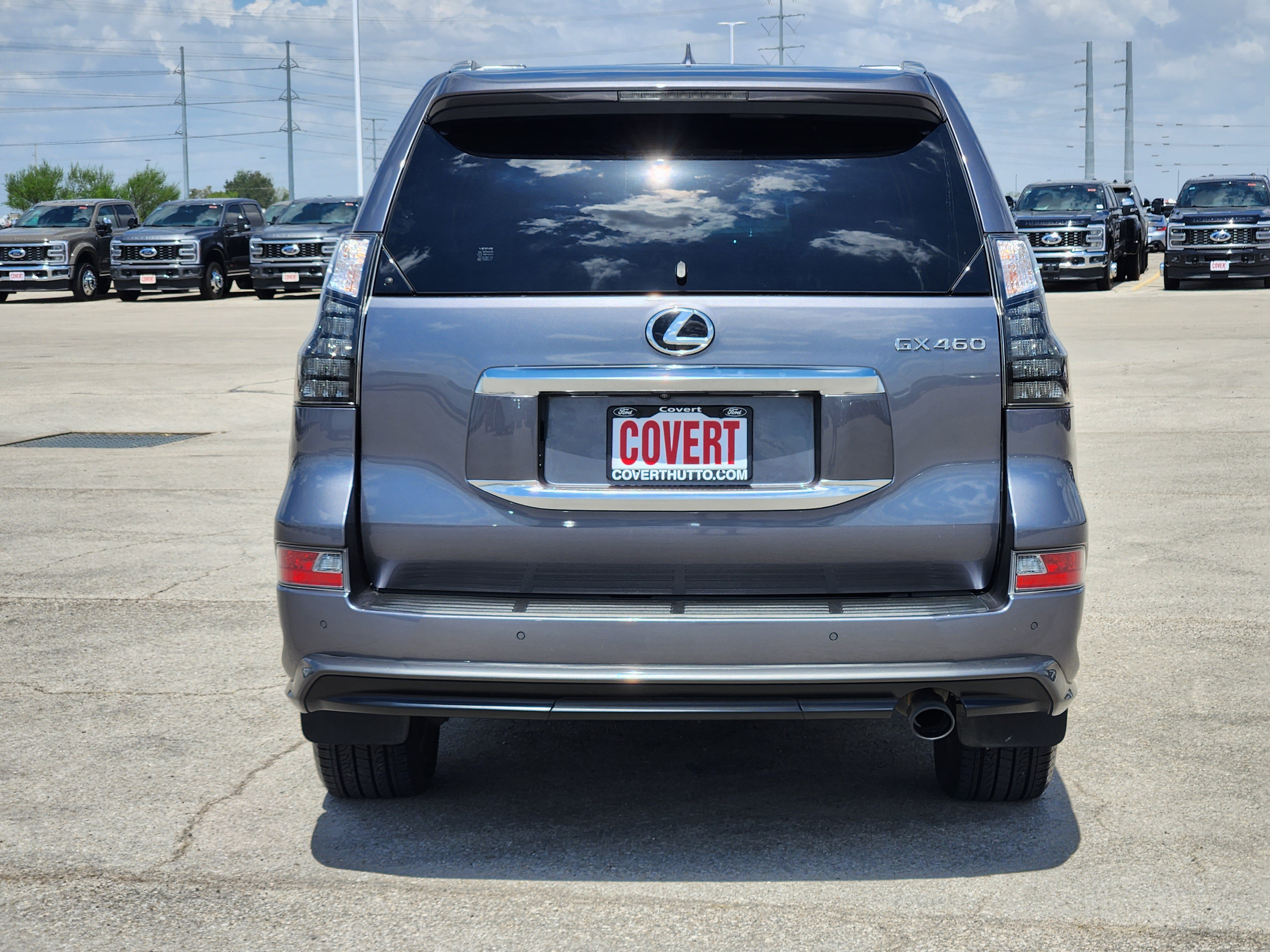 Used 2023 Lexus GX 460 Luxury w/ Sport Design Package AWD/4WD image 6