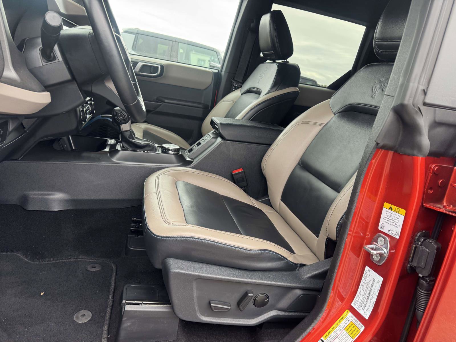 Used 2024 Ford Bronco Wildtrak image 15