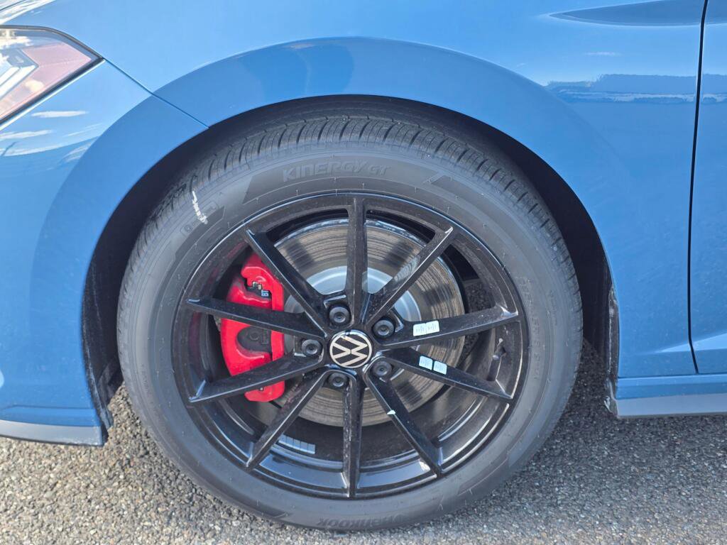 New 2026 Volkswagen Jetta GLI Autobahn FWD image 10