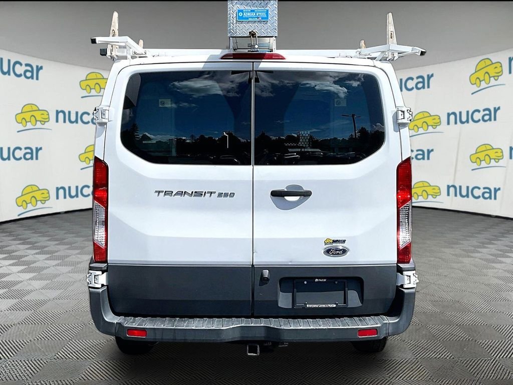 Used 2016 Ford Transit 250 130 Low Roof w/ Exterior Upgrade Package RWD image 6