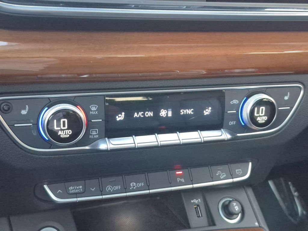 Used 2023 Audi Q5 2.0T Premium Plus image 23