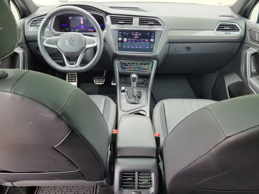 Used 2023 Volkswagen Tiguan SE R-Line FWD image 19