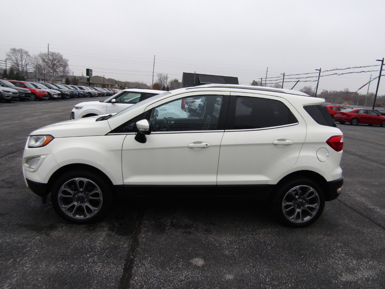 Used 2021 Ford EcoSport Titanium image 4