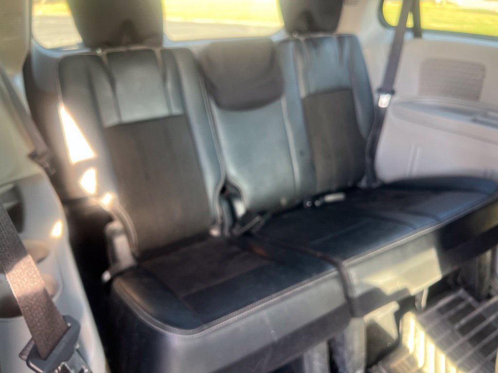 Used 2020 Dodge Grand Caravan SXT FWD image 21