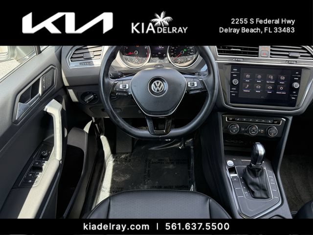 Used 2019 Volkswagen Tiguan SE w/ Panoramic Sunroof Package FWD image 12