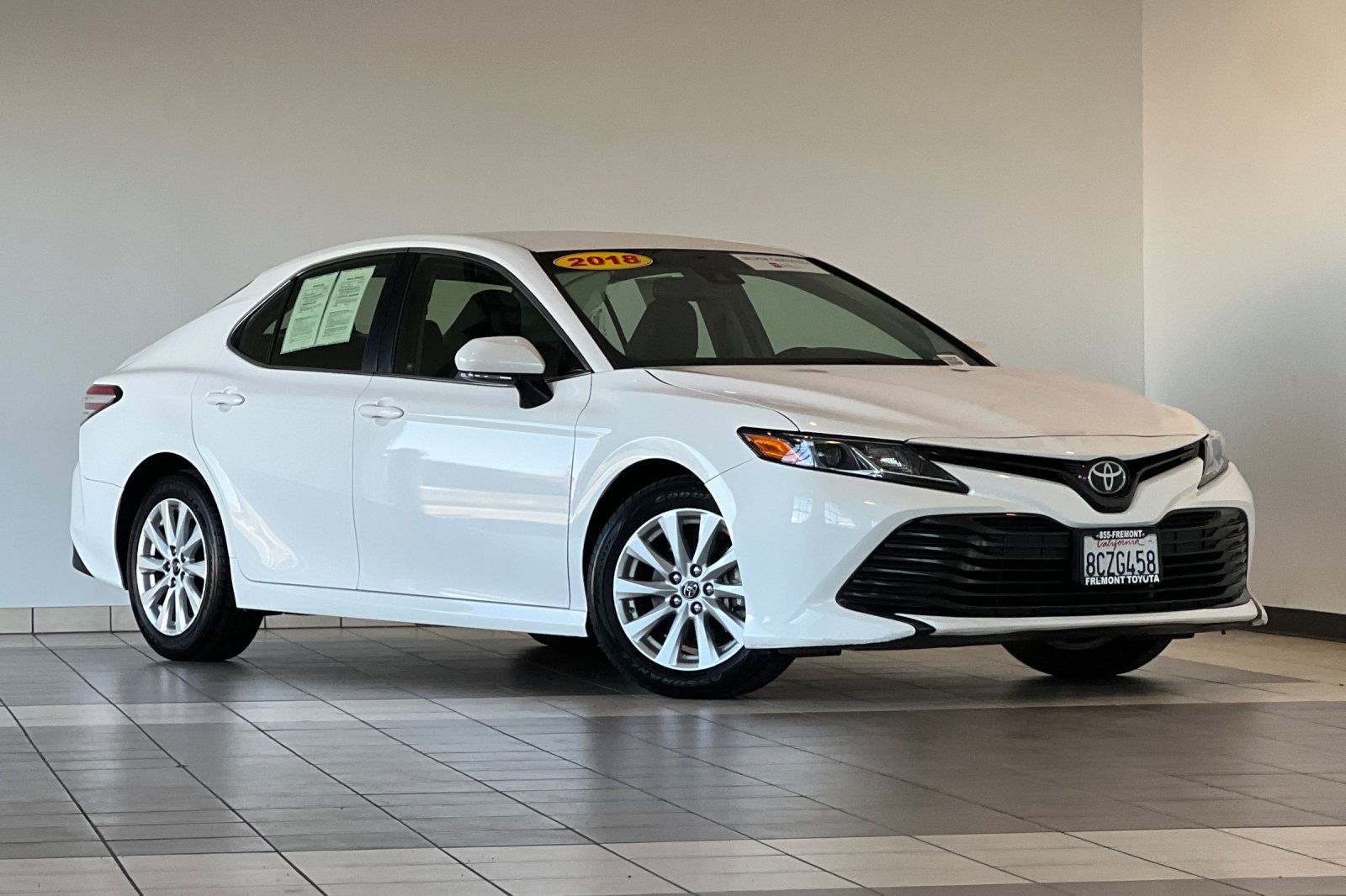 Certified 2018 Toyota Camry LE w/ Convenience Package FWD image 2