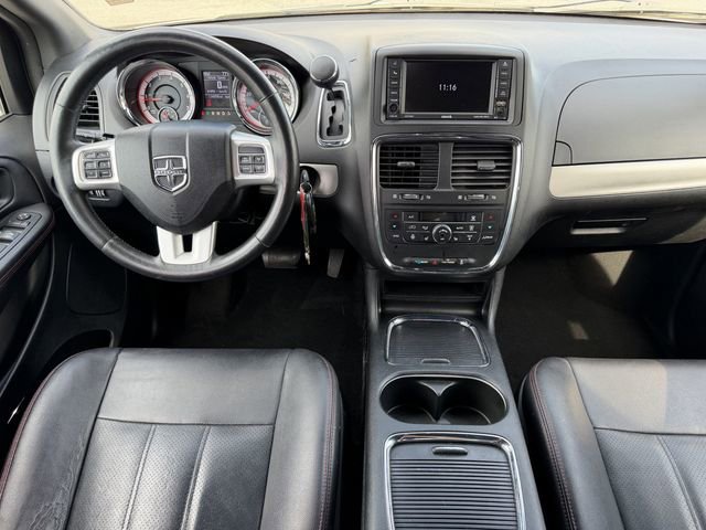Used 2019 Dodge Grand Caravan GT image 4