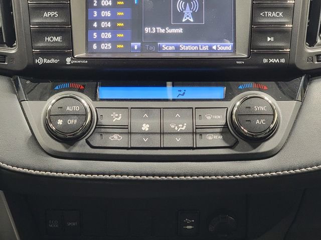 Used 2017 Toyota RAV4 XLE AWD/4WD image 21