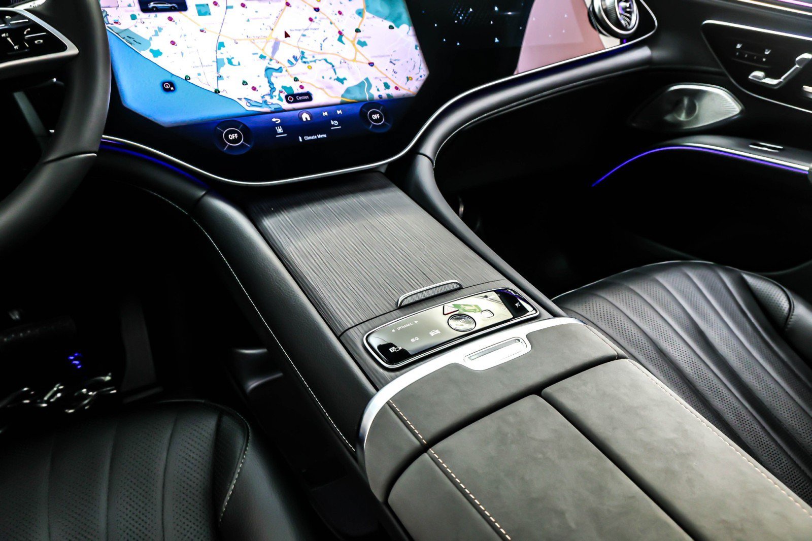 New 2026 Mercedes-Benz EQS 400 4MATIC SUV image 6