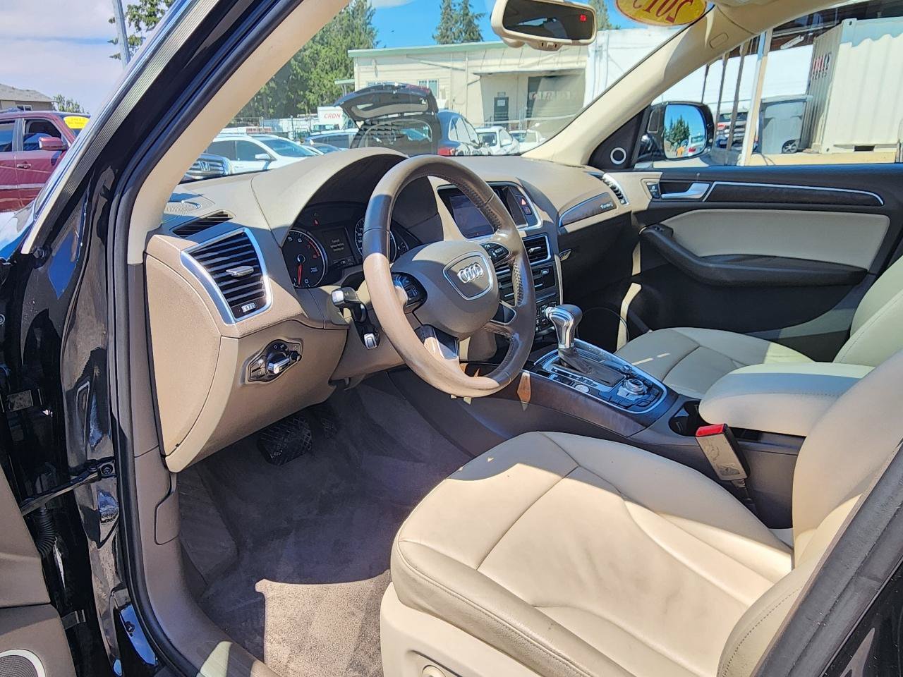 Used 2017 Audi Q5 2.0T Premium Plus w/ Technology Package AWD/4WD image 15