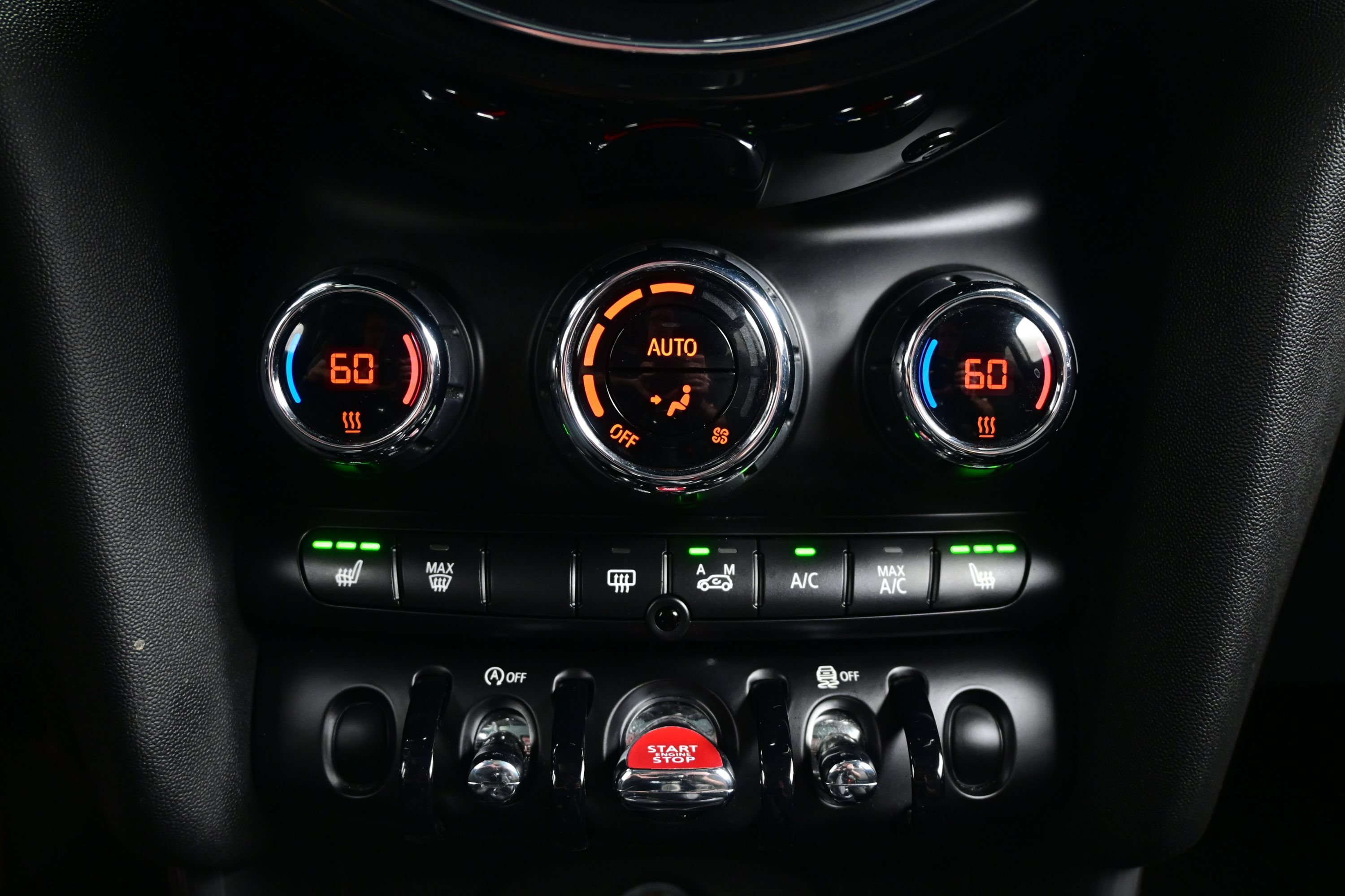 Used 2015 MINI Cooper 2-Door Hardtop FWD image 16