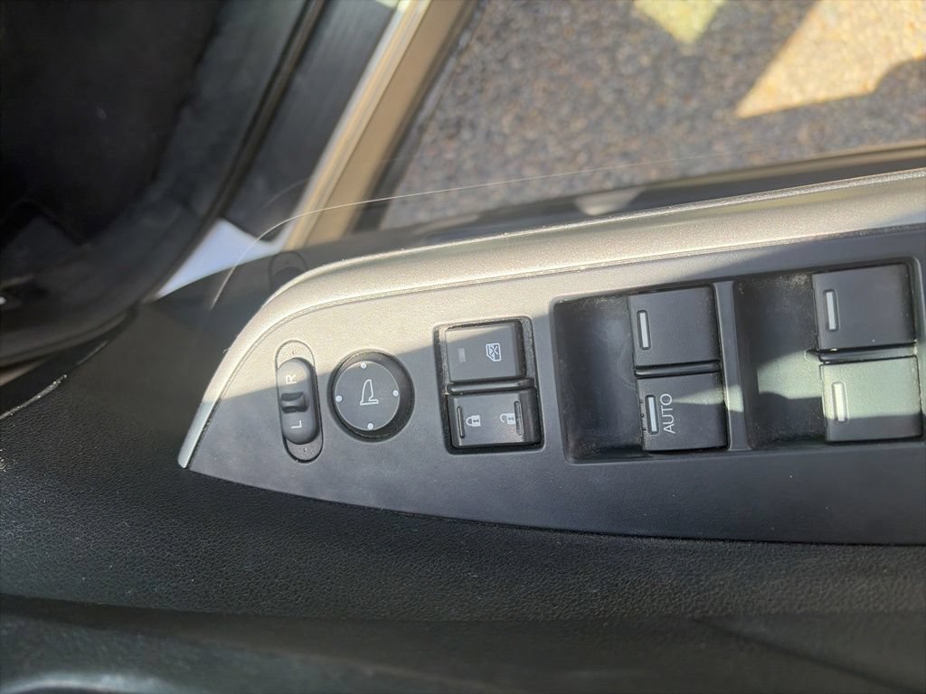 Used 2013 Honda CR-V EX-L image 11
