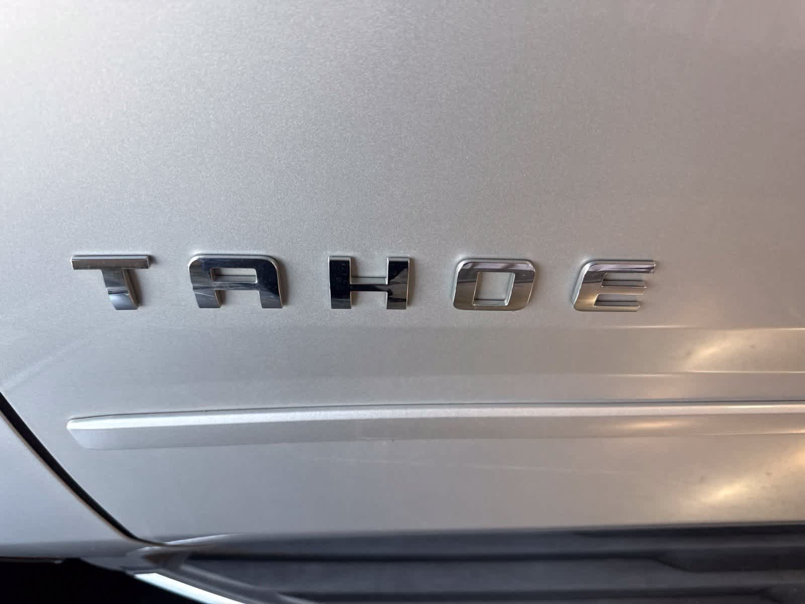 Used 2019 Chevrolet Tahoe Premier AWD/4WD image 10