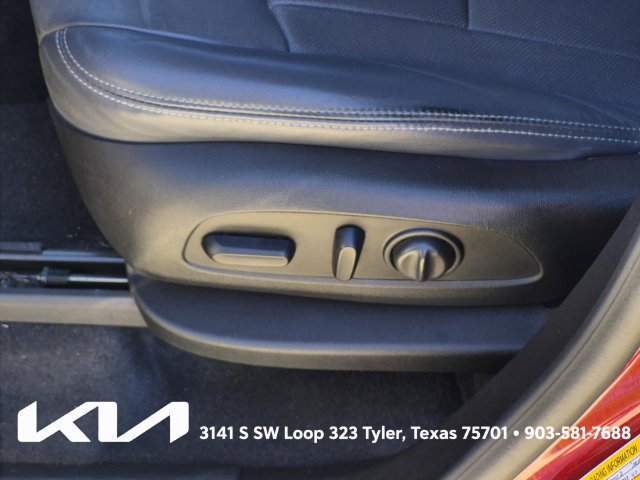 Used 2018 Buick Enclave Essence FWD image 21