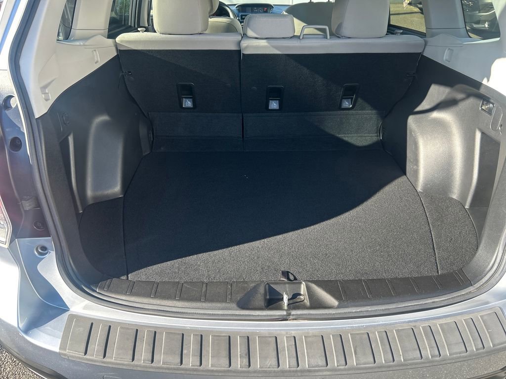 Used 2018 Subaru Forester 2.5i Premium w/ All-Weather Package AWD/4WD image 26