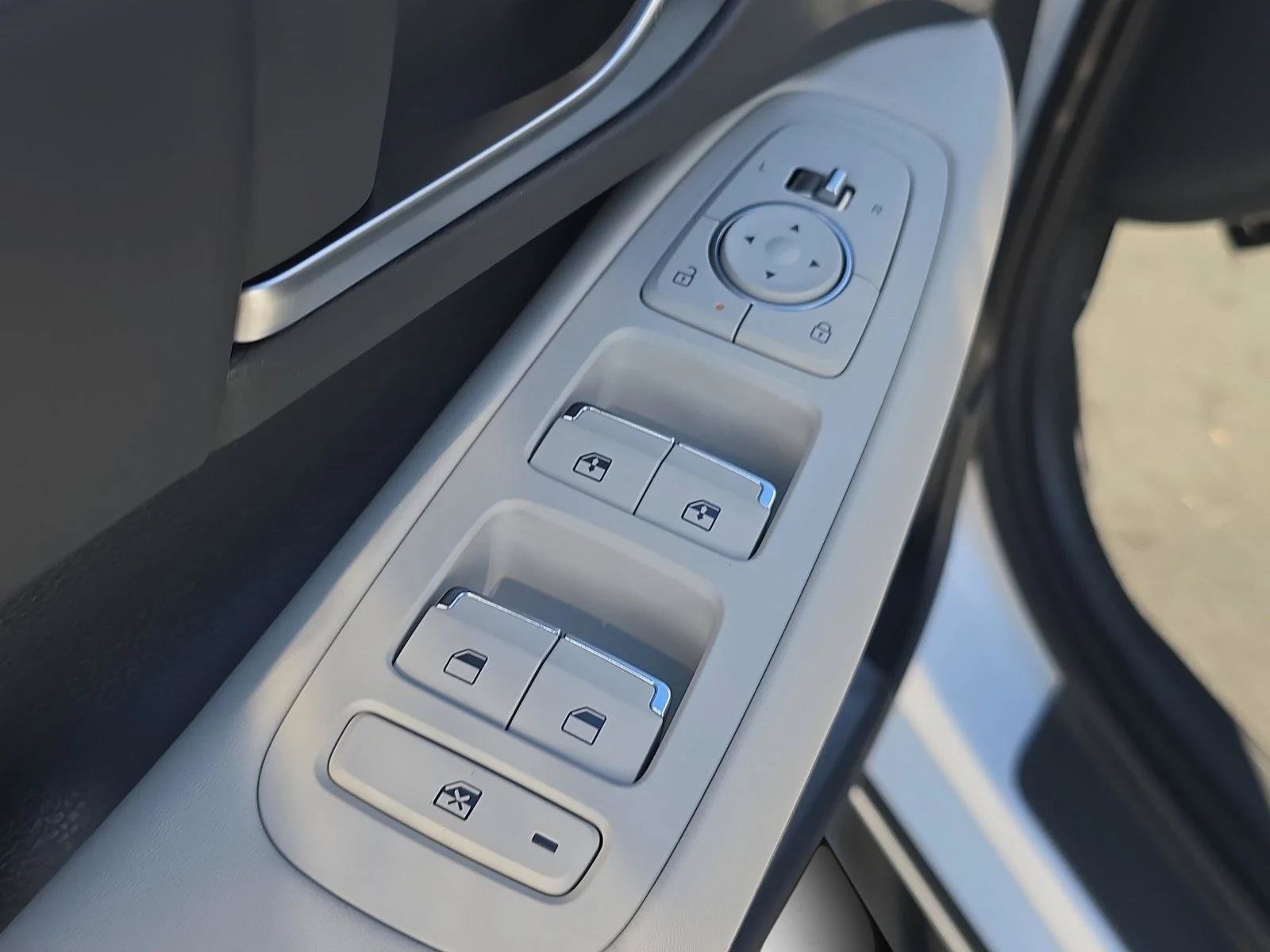 New 2026 Hyundai Sonata SEL FWD image 6