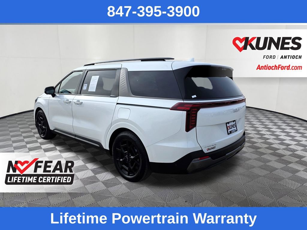 Used 2025 Kia Carnival SX Prestige image 5