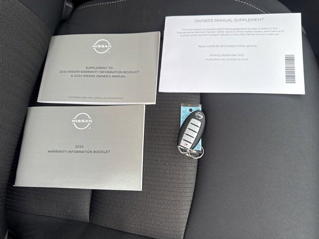Used 2024 Nissan Altima 2.5 SV image 22