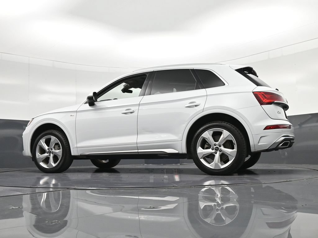 Used 2023 Audi Q5 2.0T Premium Plus AWD/4WD image 32