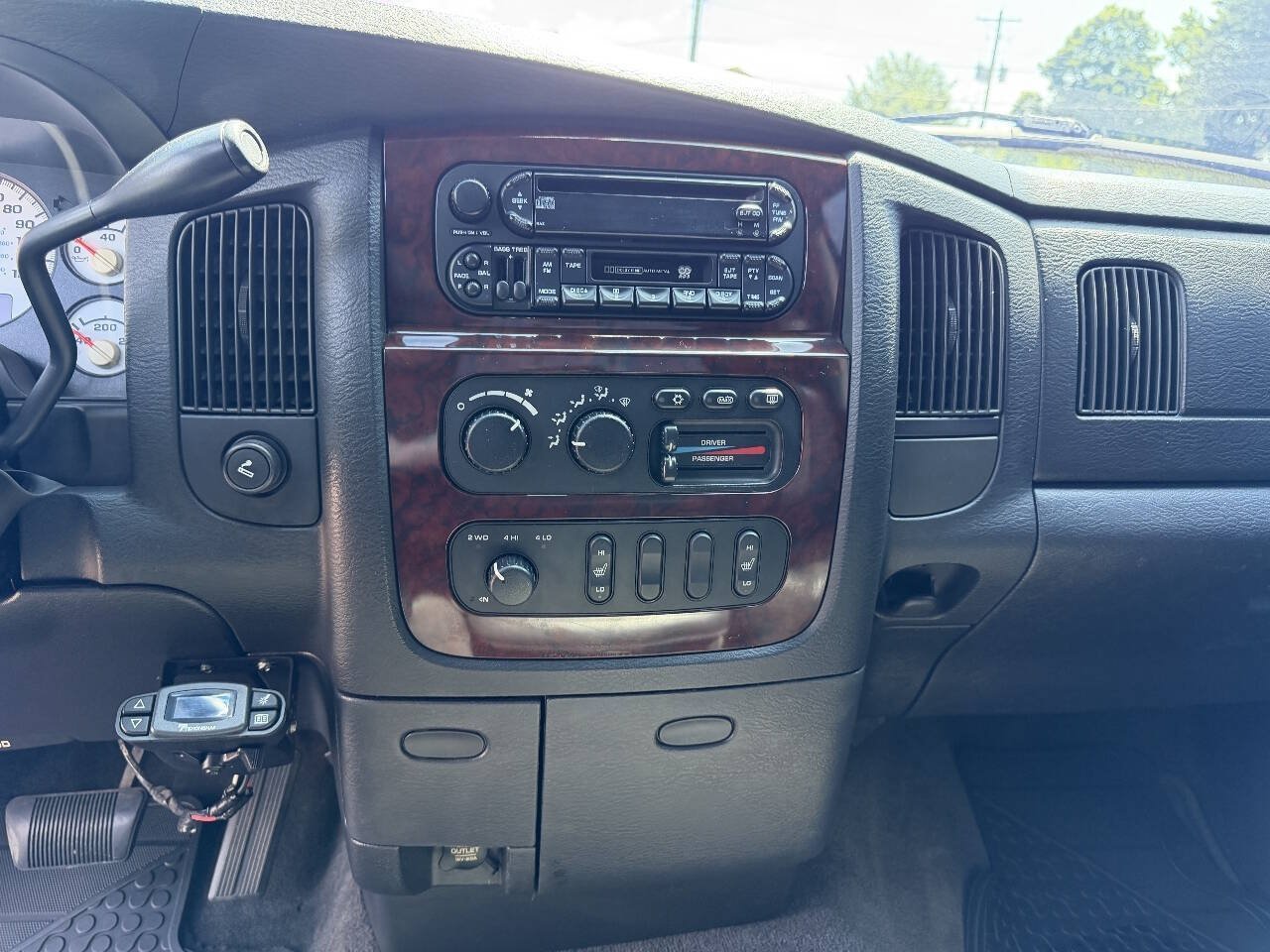 Used 2003 Dodge Ram 3500 Truck 4x4 Quad Cab image 16