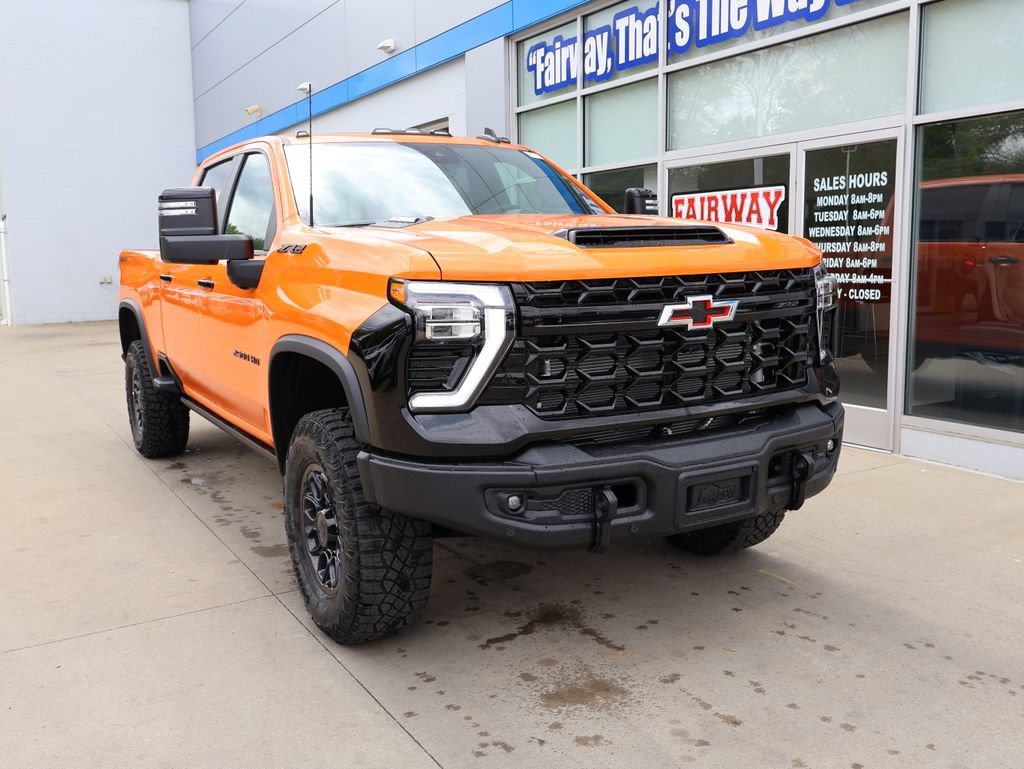 New 2026 Chevrolet Silverado 2500 ZR2 w/ ZR2 Bison Edition AWD/4WD image 2