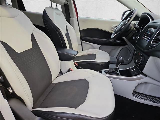 Used 2019 Jeep Compass Latitude w/ Popular Equipment Group FWD image 23