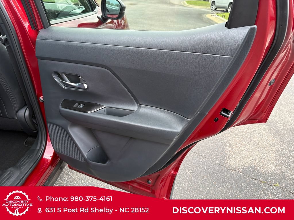 Certified 2026 Nissan Kicks SR FWD image 34