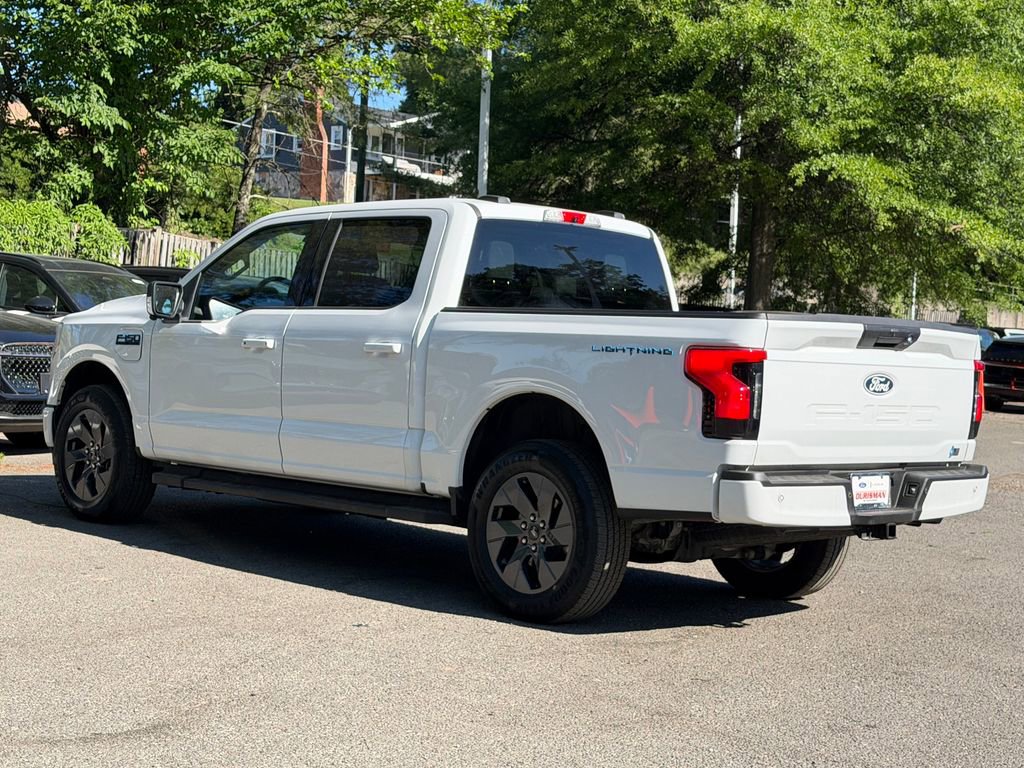 Used 2025 Ford F150 Lightning Flash AWD/4WD image 5