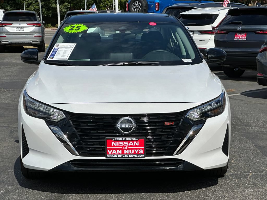 Used 2025 Nissan Sentra SR FWD image 12