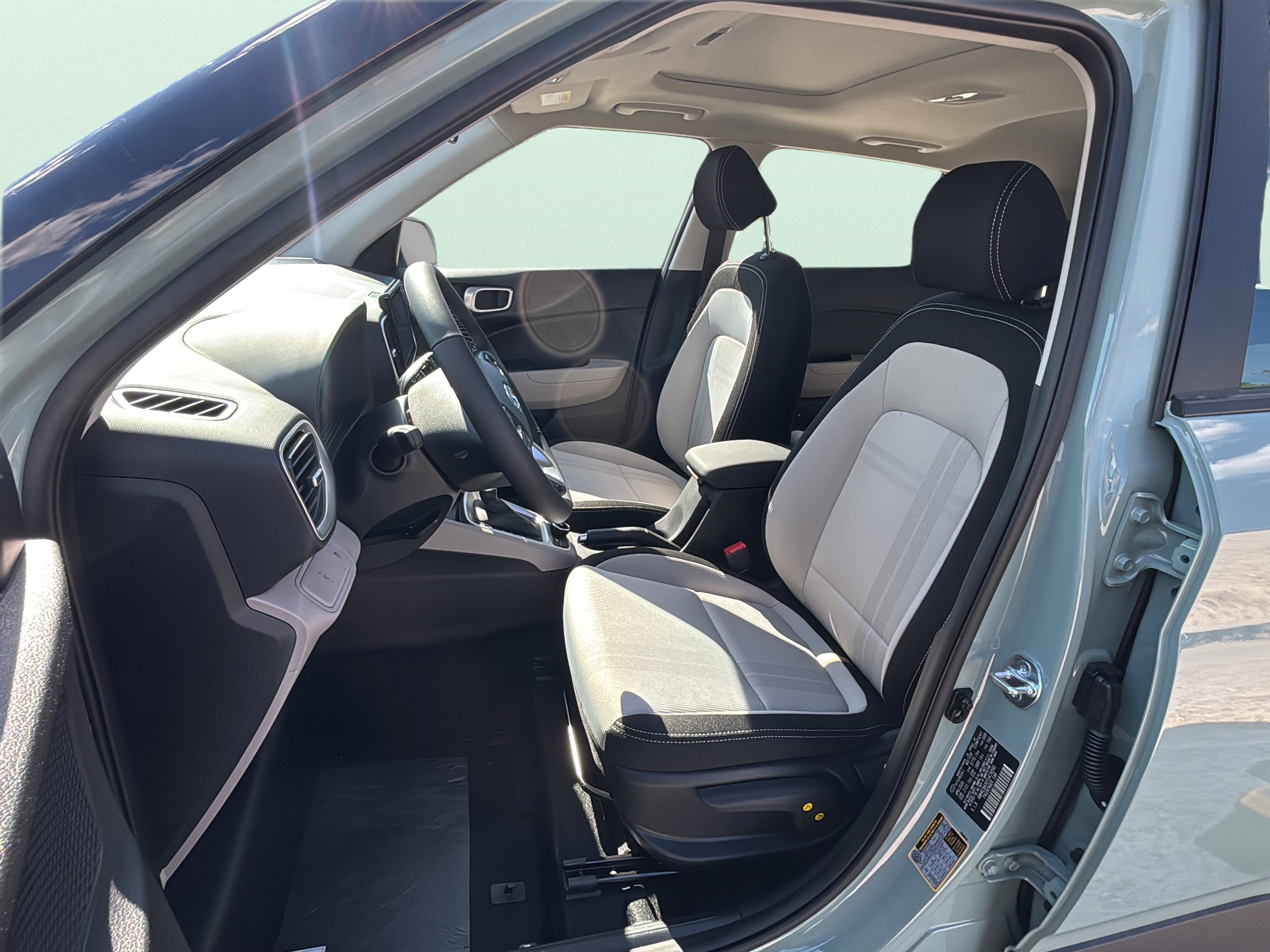 New 2026 Hyundai Venue SEL FWD image 20