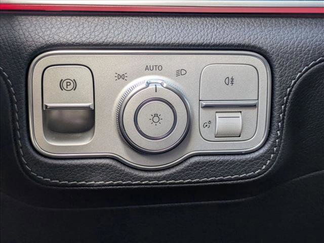 Used 2024 Mercedes-Benz GLE 450 4MATIC image 11