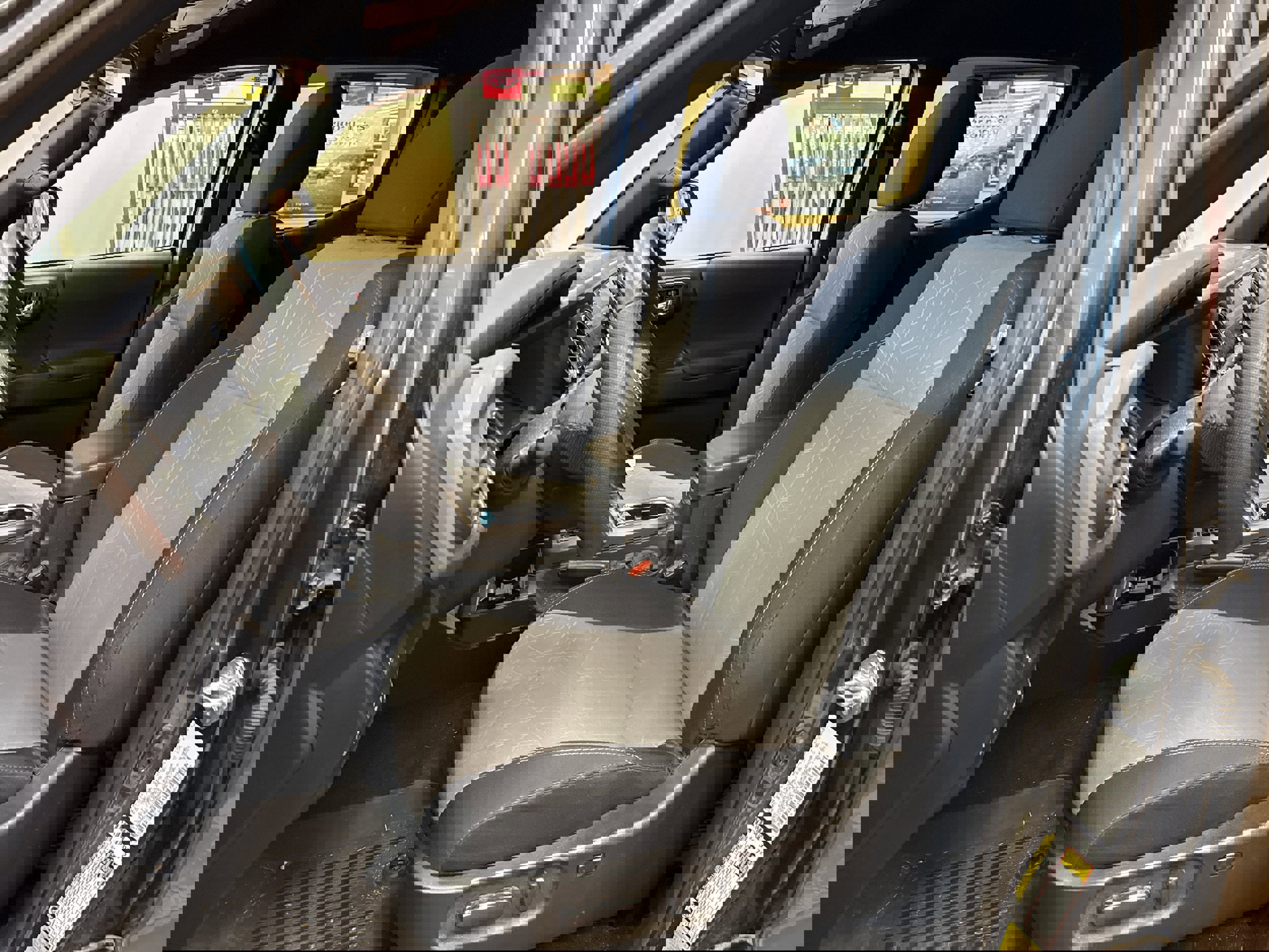 Used 2023 Toyota Tacoma TRD Sport image 7