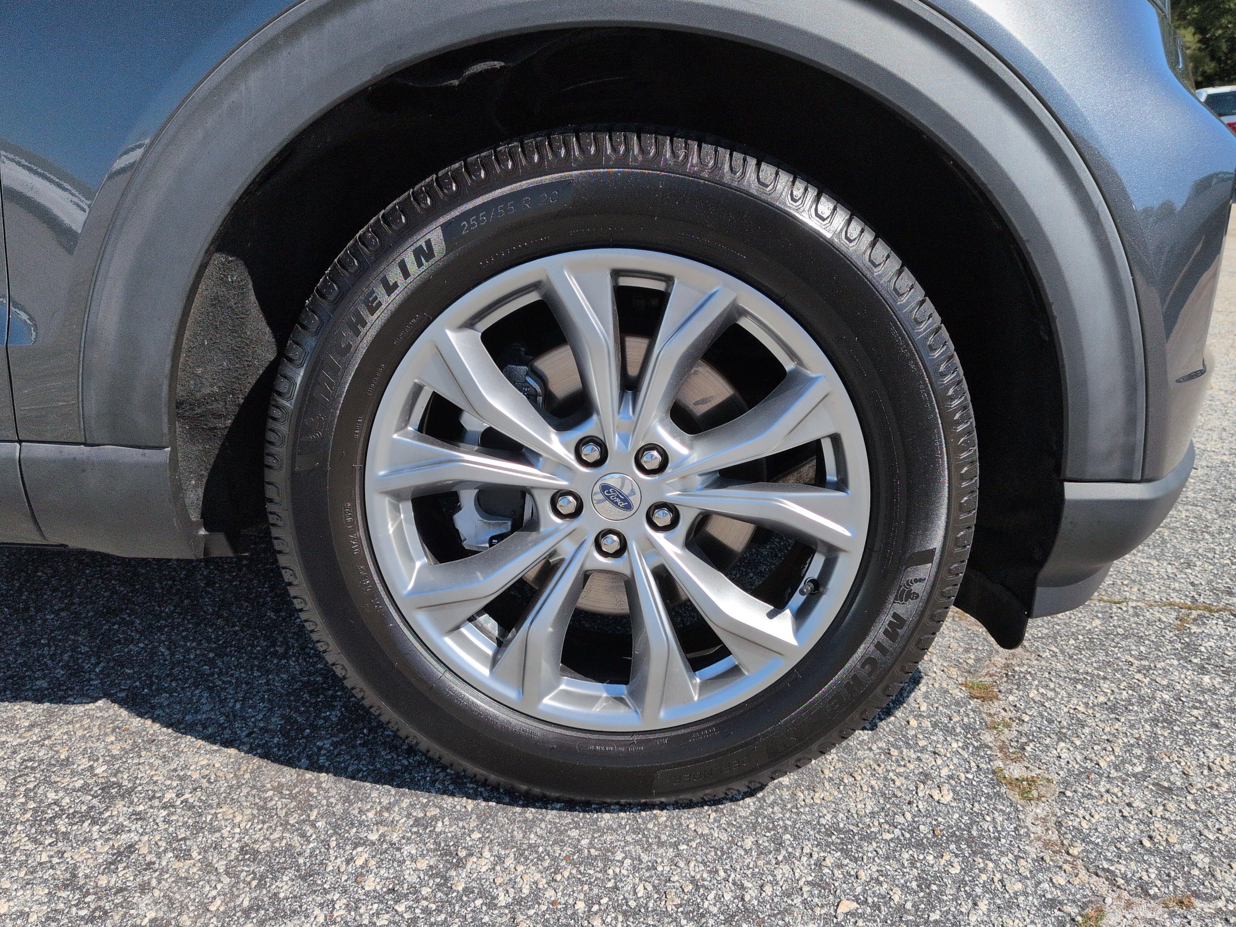 Certified 2020 Ford Explorer XLT w/ Equipment Group 202A RWD image 9