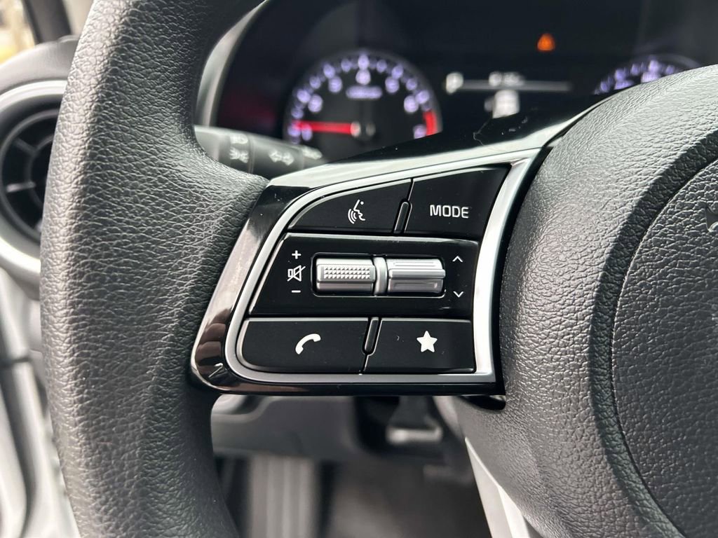 Used 2024 Kia Forte LXS image 17