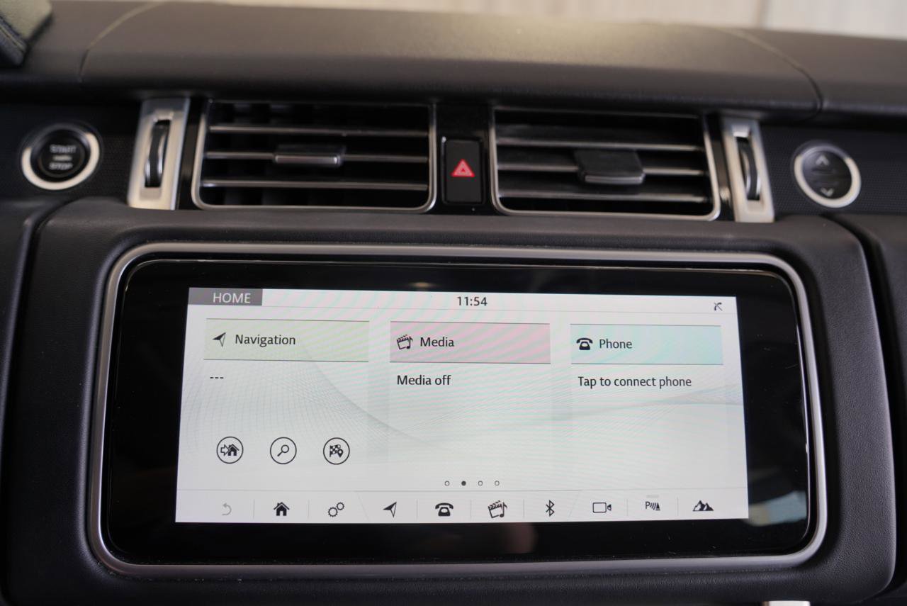 Used 2018 Land Rover Range Rover Supercharged image 19
