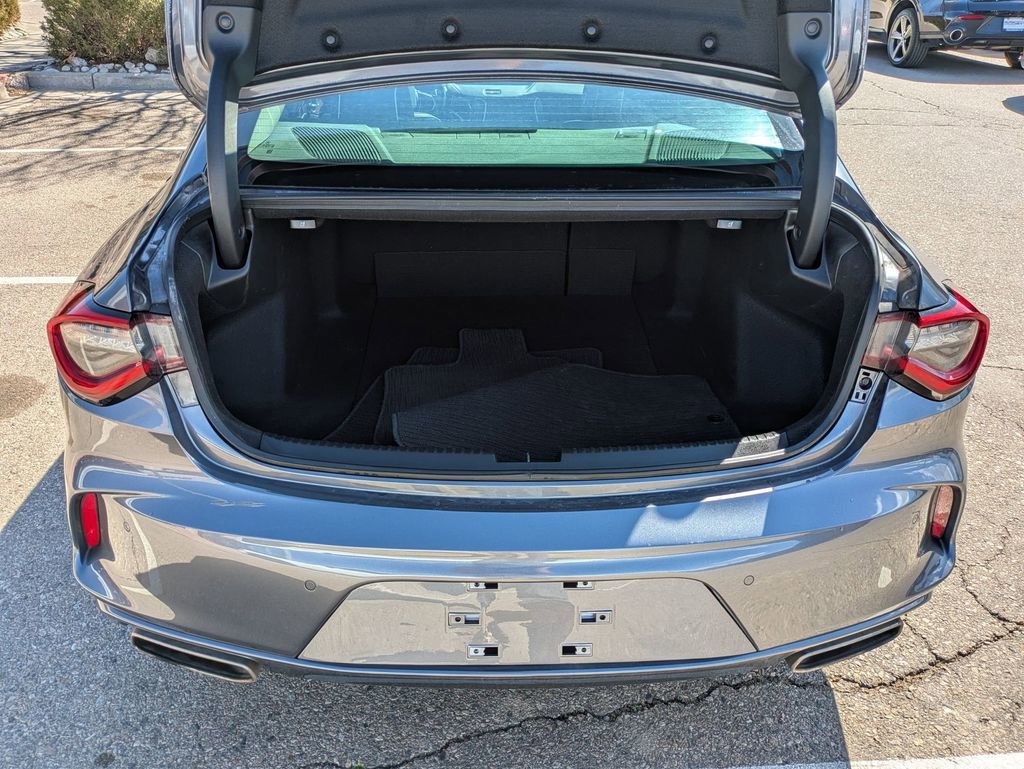 Used 2023 Acura TLX Advance image 25