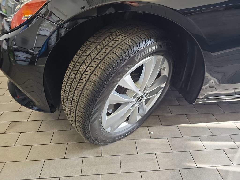 Certified 2021 Mercedes-Benz C 300 4MATIC Sedan image 35