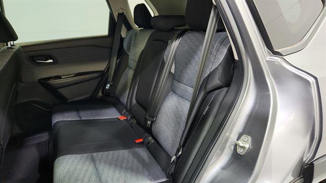 Certified 2023 Nissan Rogue SV image 20