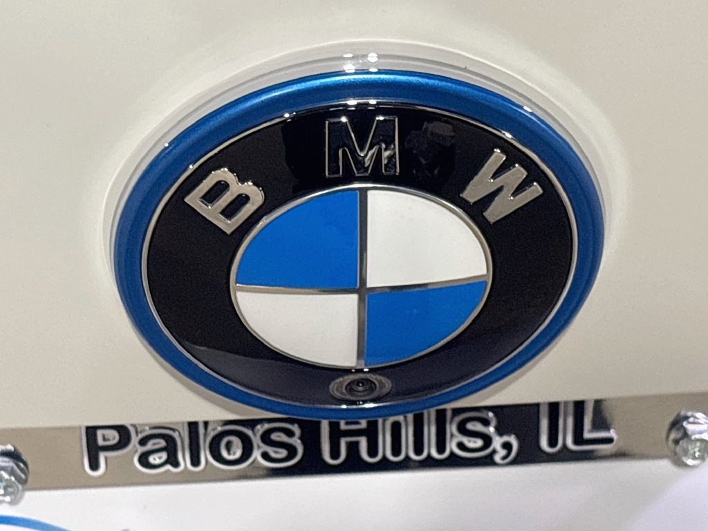 Used 2024 BMW i4 eDrive35 w/ Premium Package RWD image 9
