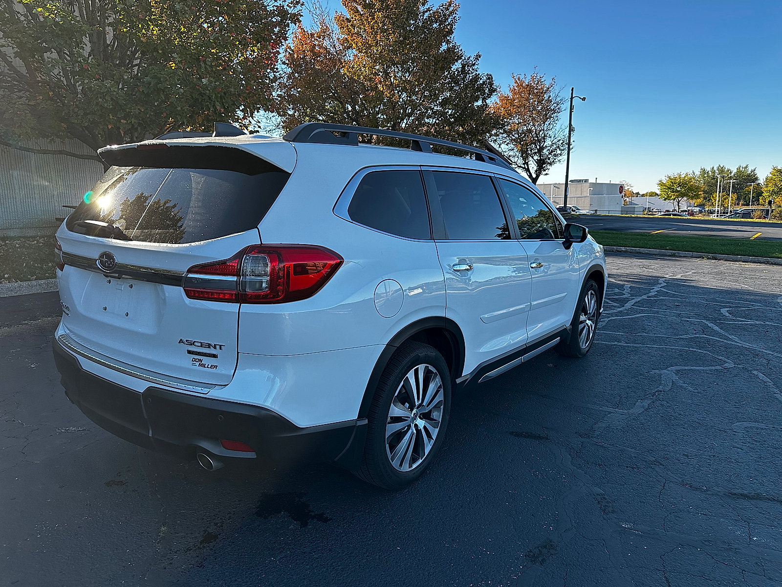 Used 2022 Subaru Ascent Touring w/ Popular Package #2A AWD/4WD image 3