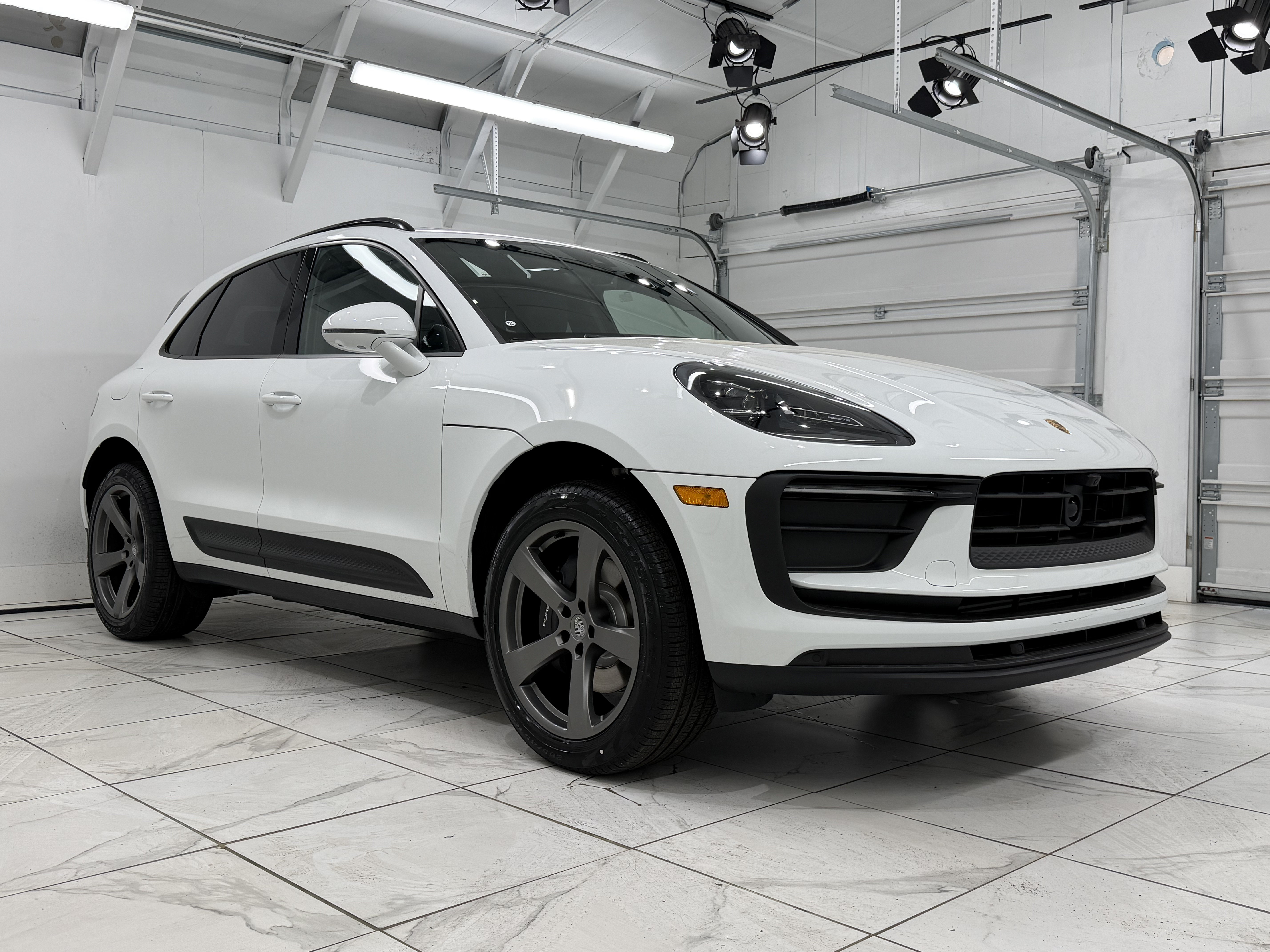 New 2026 Porsche Macan AWD/4WD image 10